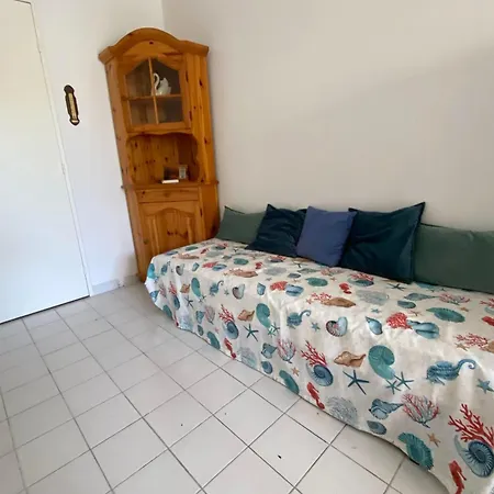 Sunny Getaway Between The Sea And The Pool Casa vacanze